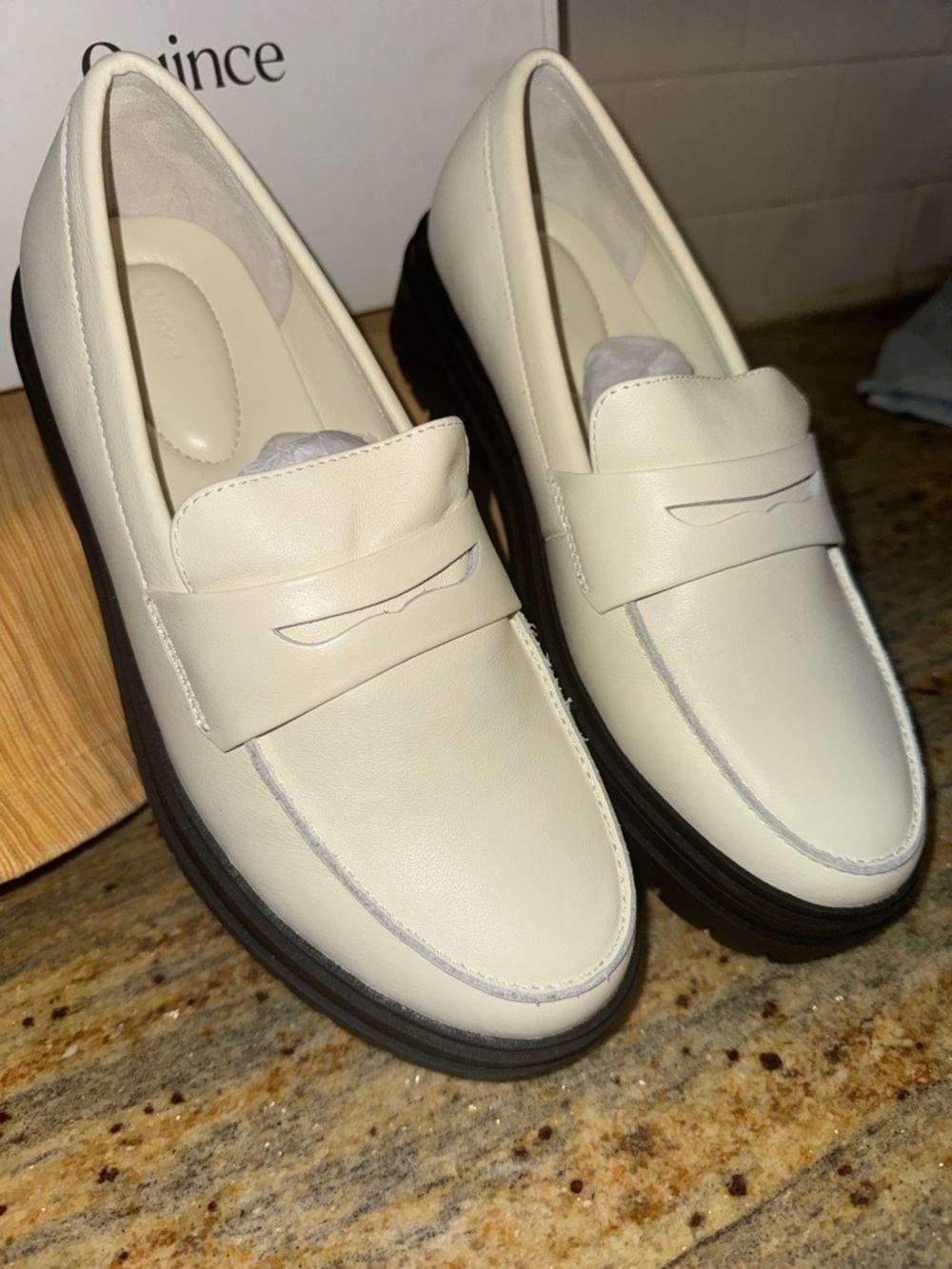 NWOT Quince Cream Leather Penny Loafers with Black Sole Womens 8M with box - Picture 3 of 10